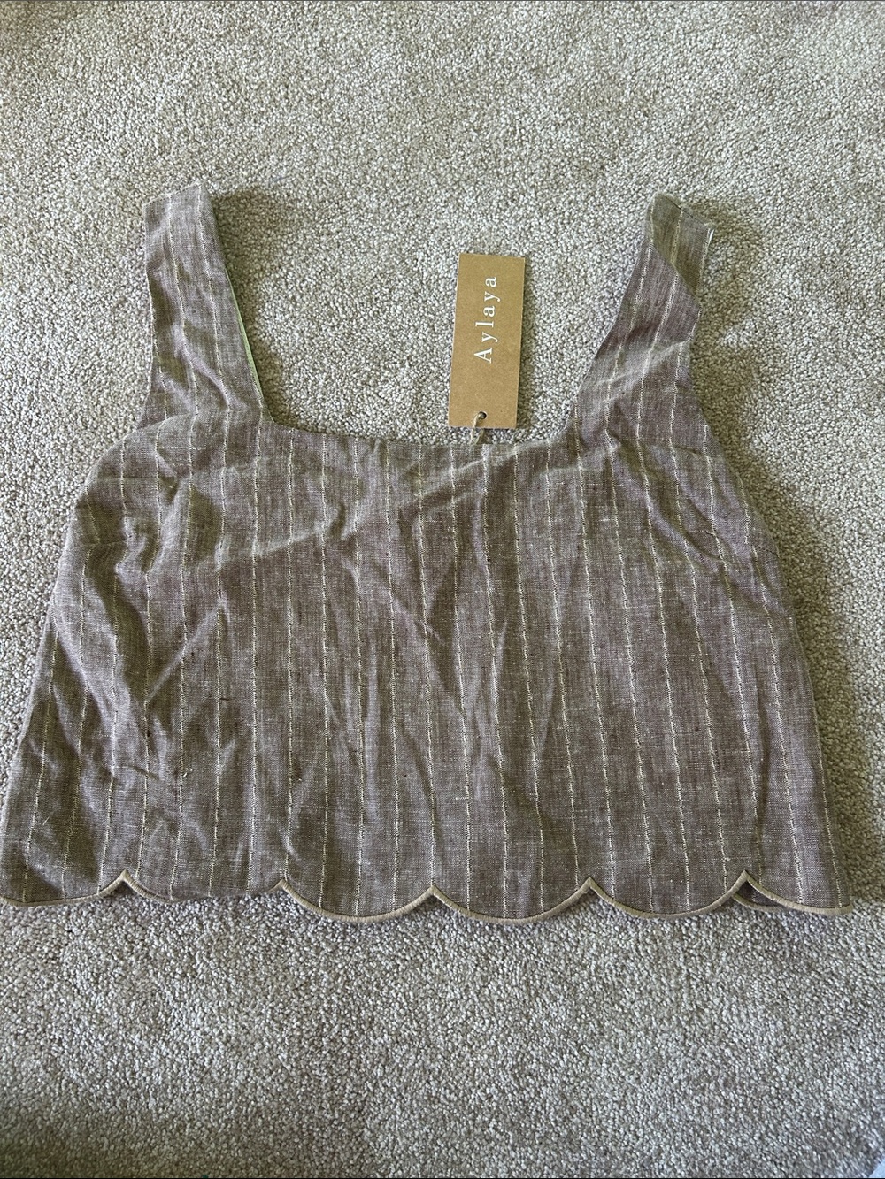 NWT Aylaya Brown Linen Scalloped Crop Tank, small